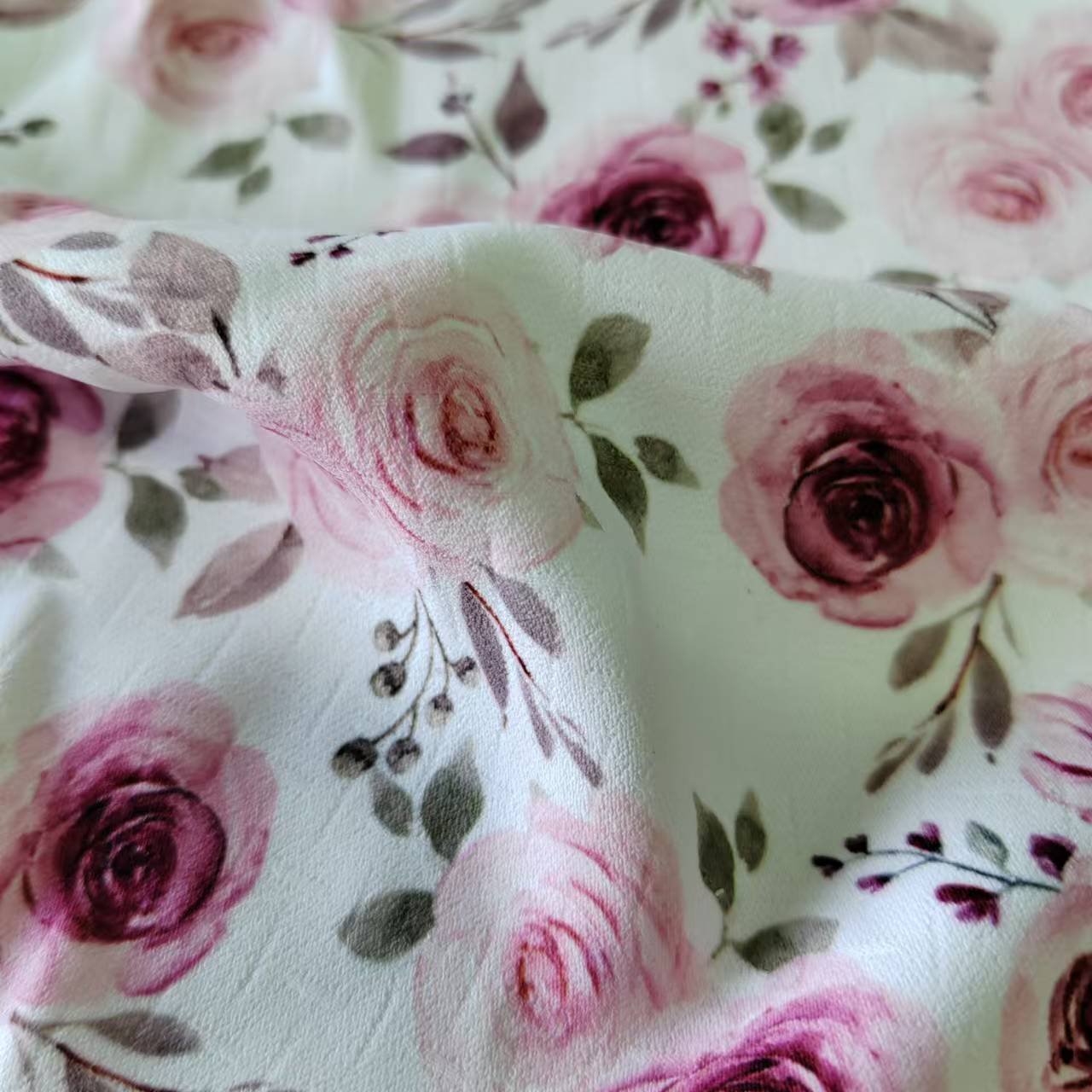 Custom New Printing 100% Polyester Medium Weight Anti-Static Jacquard Printed Garment Fabric