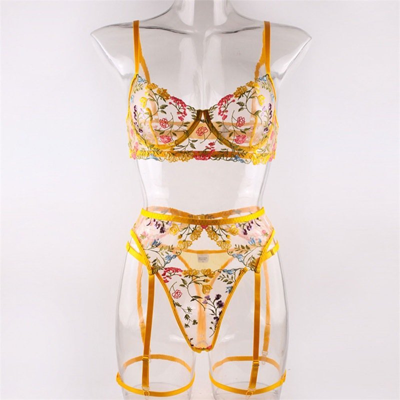 Factory wholesale Popular hot Nightclub sexy lace Mesh Transparent Lady bra and party set For women Three-piece set