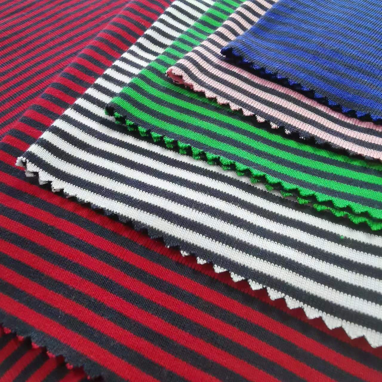 High Quality Knit Feeder Yarn Stripe Dyed 100%cotton 1*1 Rib Fabric. Clothes Cotton Fabric Day Brocade Fabric Weft 100% Cotton