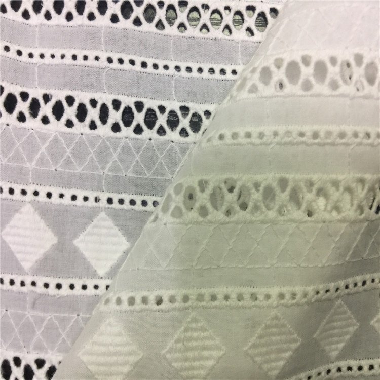 White embroidery fabric 100% cotton fabric eyelet embroidery fabric for shirt