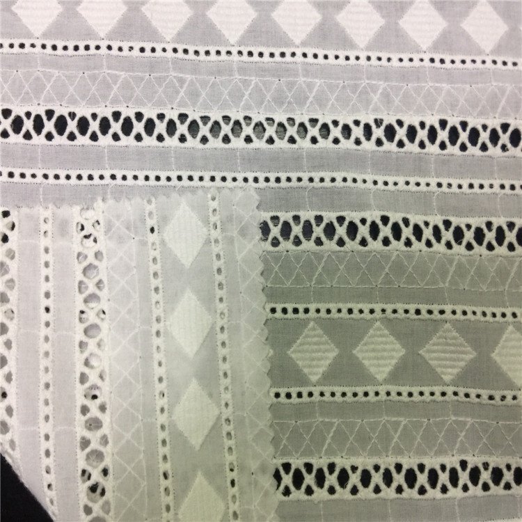 White embroidery fabric 100% cotton fabric eyelet embroidery fabric for shirt