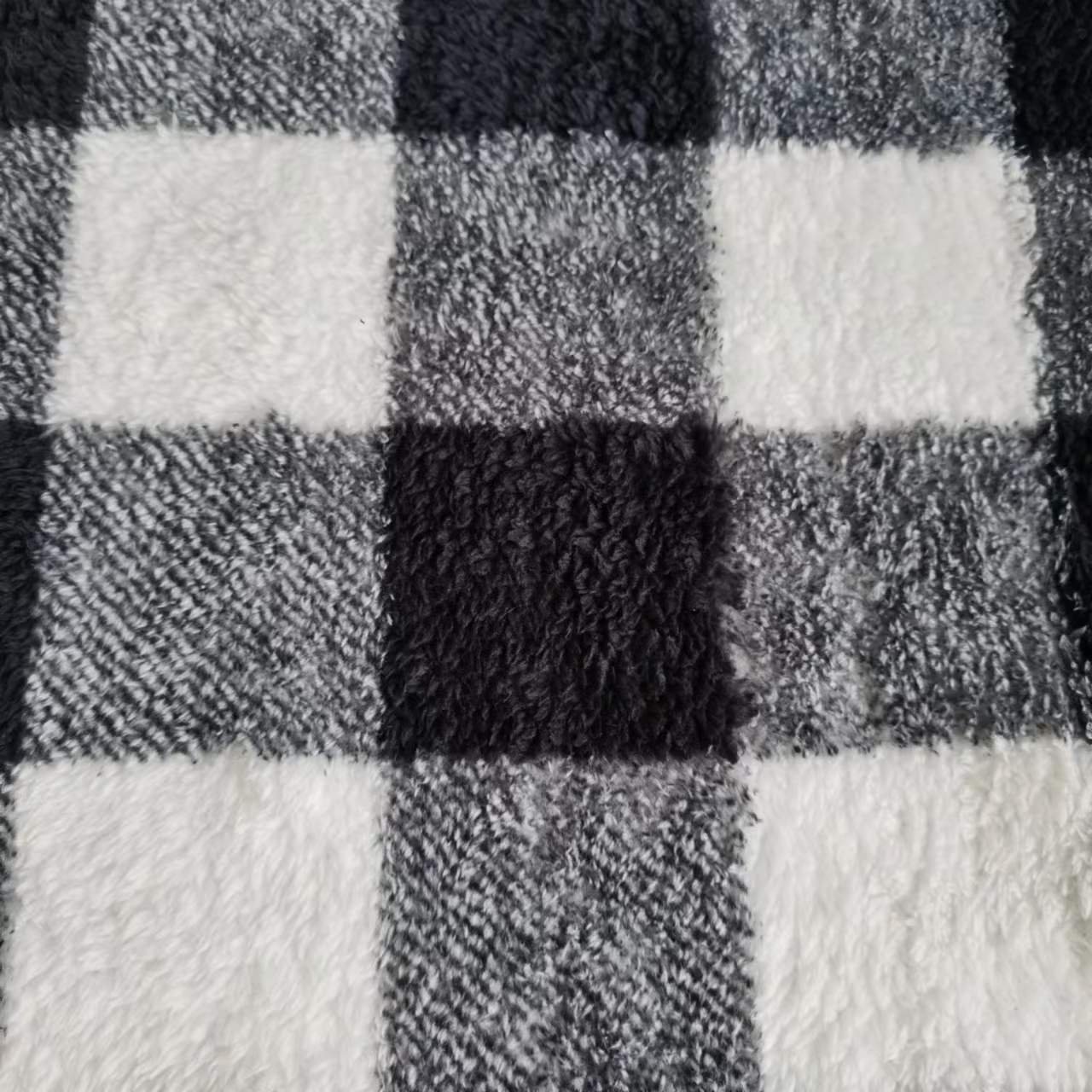 New Hot Sale Printing 100% Polyester Plain Dyed Solid Knitted Soft Washable Sherpa Fleece Fabric For Winter Coat Jacket