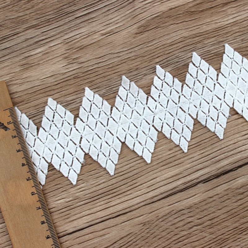 Zeal 6Cm Wide Exquisite White Polyester Leaves Water Soluble Lace Hollow Embroidered Ribbon Clothing Veil Sewing Accessories
