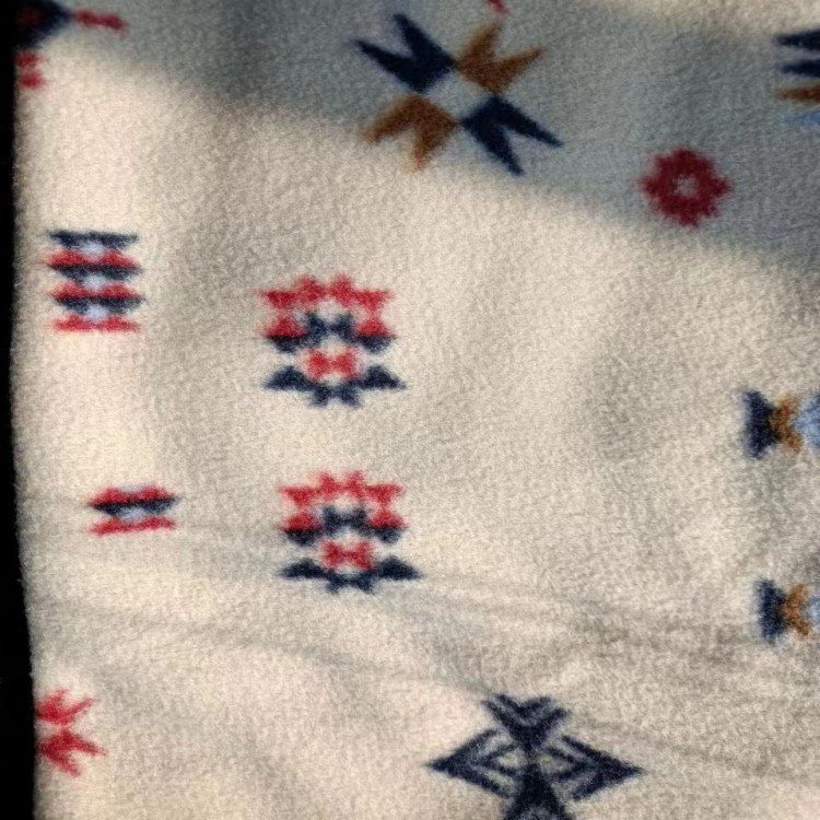 New PATTERN Custom design printed knitted plaid brushed single sided anti pilling polar fleece fabric for Garment