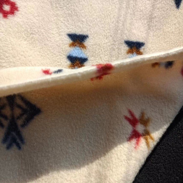 New PATTERN Custom design printed knitted plaid brushed single sided anti pilling polar fleece fabric for Garment