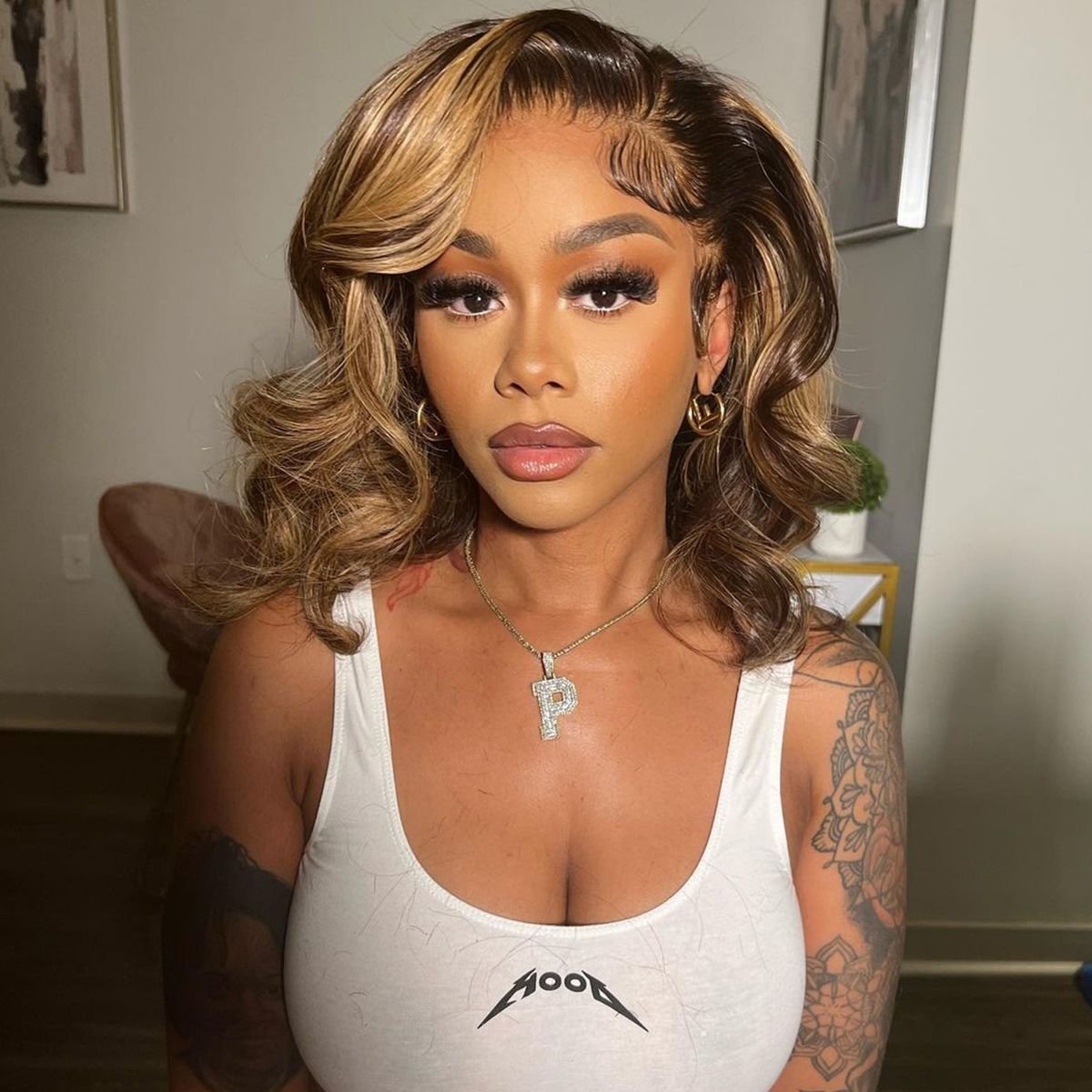 Highlight Short Body Wave Bob 4x4 Lace Frontal Human Hair Wigs Cheap Brazilian Virgin Human Hair Wigs