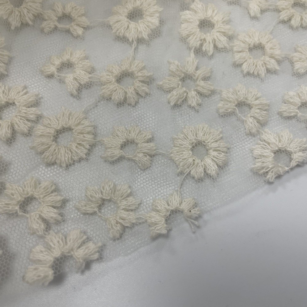 Custom Mesh Embroidery Lace with Flowers Fabric 3D Flower Embroidery Lace Fabric for Dress