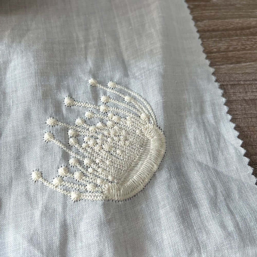 Manufacture new design plain 100% ramie fabric embroidery floral ramie fabric for dress curtain embroidered linen fabric