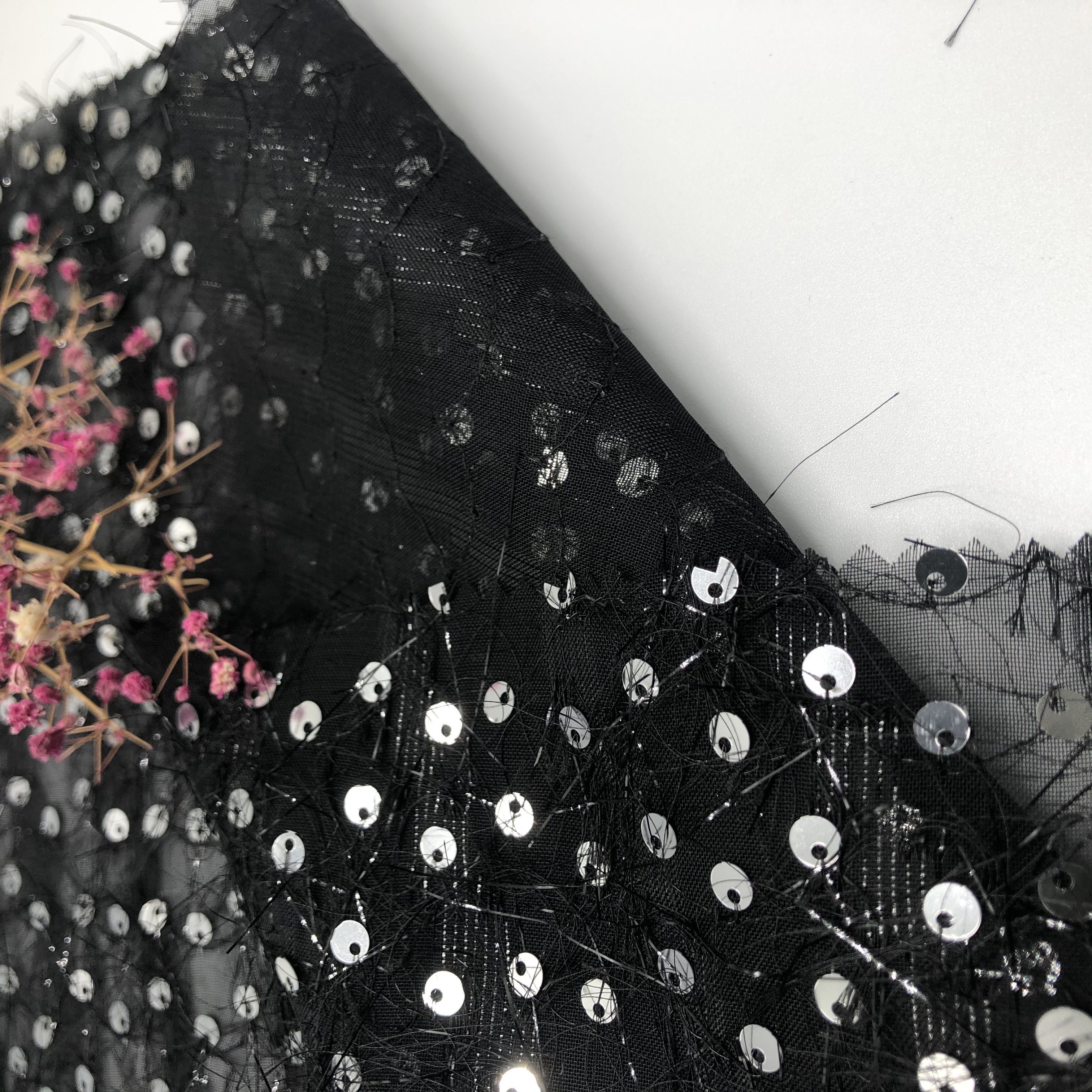 Wholesale Elegant Design Pattern Embroidery Sequins Chiffon Fabrics For Dress
