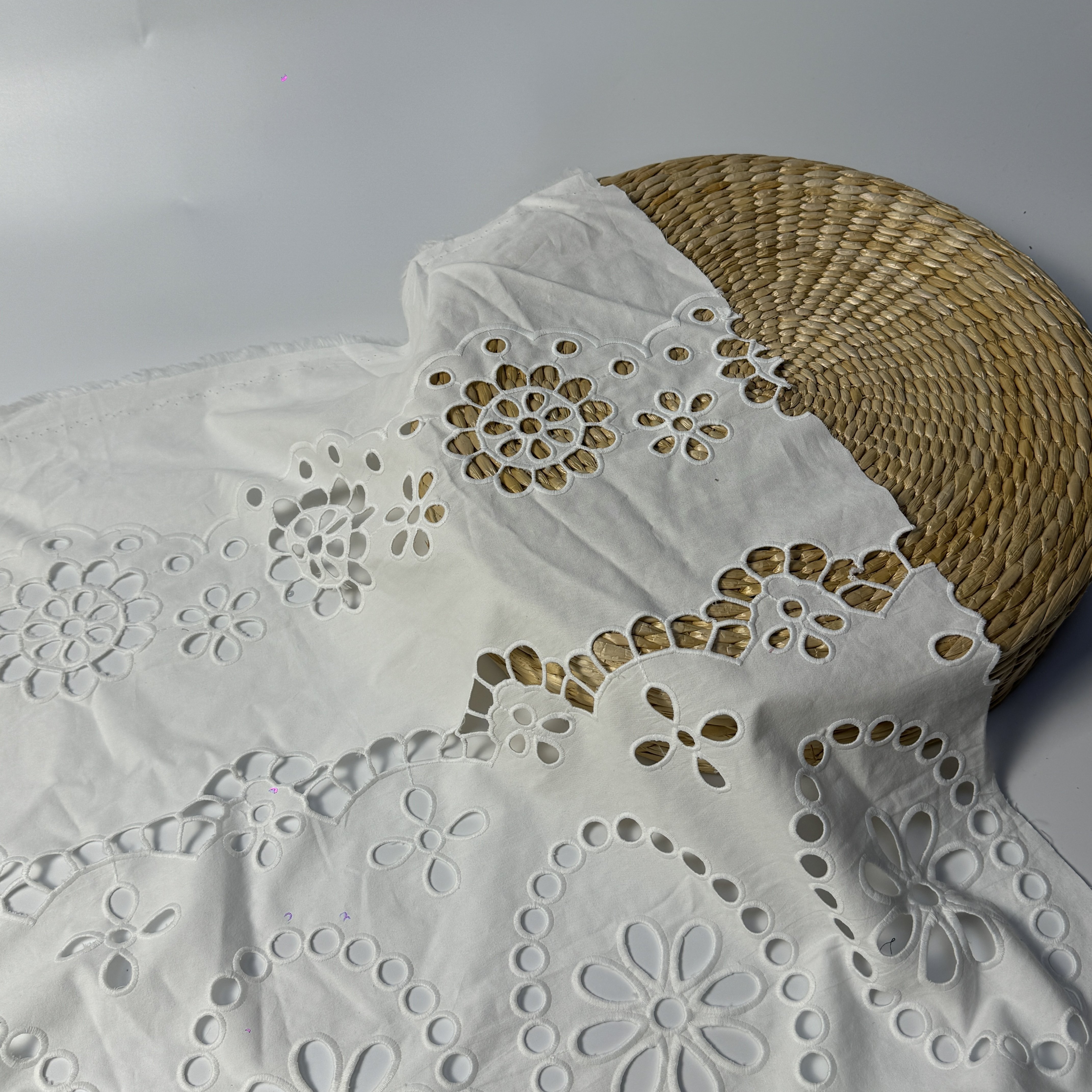 Custom Design Low MOQ Heavy Weight High Density Designer White Cotton Voile White Lace Embroidery Fabric By the Yard For Dress