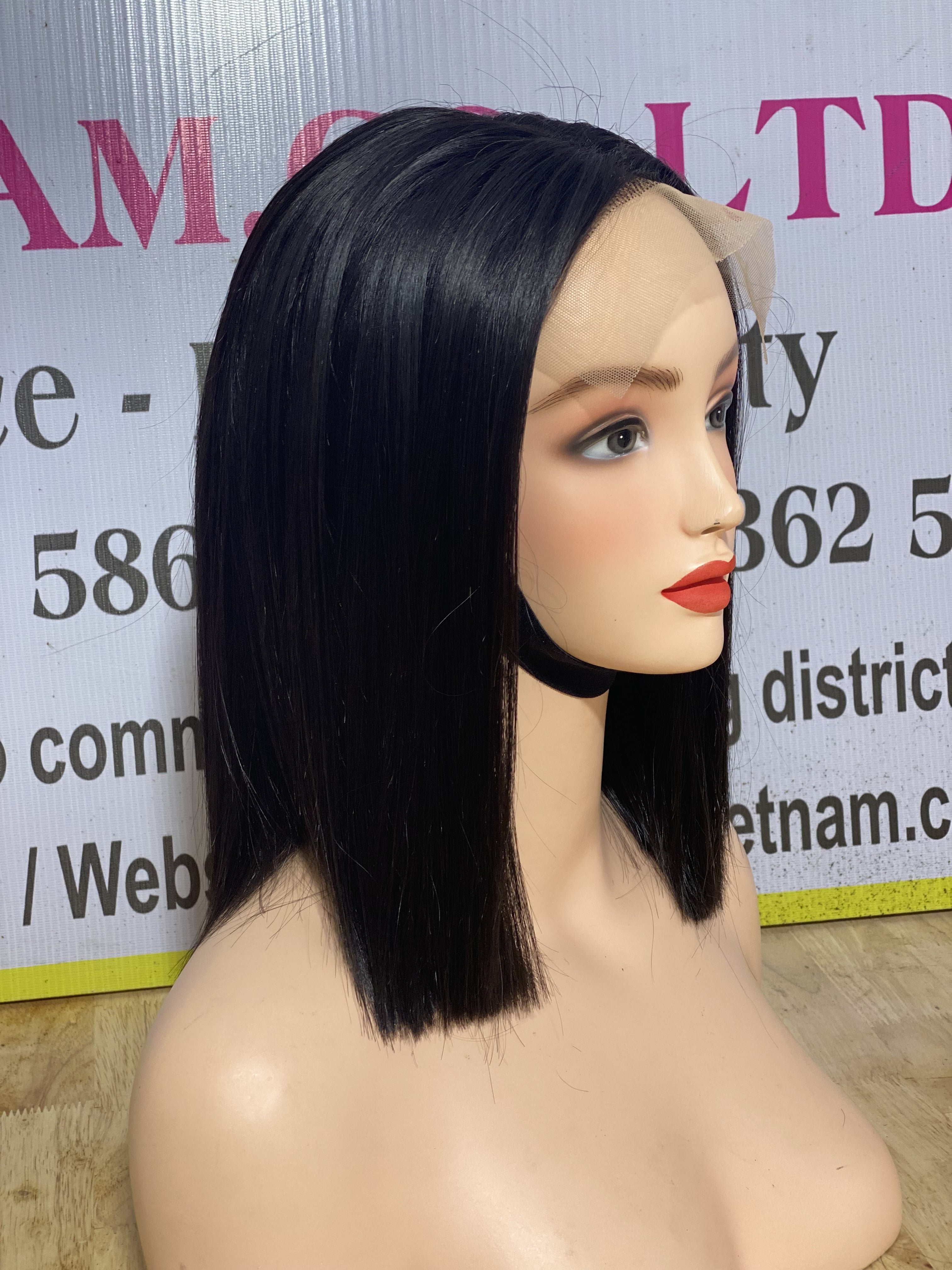High quality glueless bone Straight Human Hair Wigs ,Wholesale Virgin Cuticle Aligned Lace Frontal bob Wigs For Black Women
