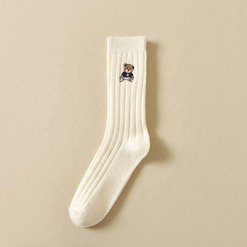 Wholesale Brown Cute Bear Embroidered Bed Socks Women Casual Winter Warm Ribbed Knitted Crew Socks
