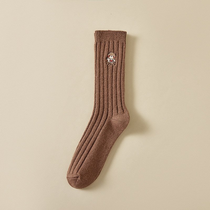 Wholesale Brown Cute Bear Embroidered Bed Socks Women Casual Winter Warm Ribbed Knitted Crew Socks