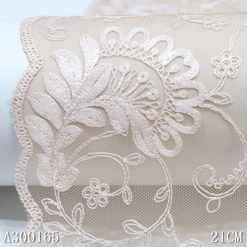 OEM Fresh 21CM Savannah Tan Tulle Vivid Flower Wave Edge Embroidery Lace Voile Embroidered Lace Trim Fabric For Women