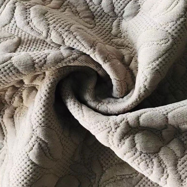 Wholesale Fashion Embossed Flower Stretch 95% Polyester 5% Spandex Knitted Padding Quilted Jacquard Fabric