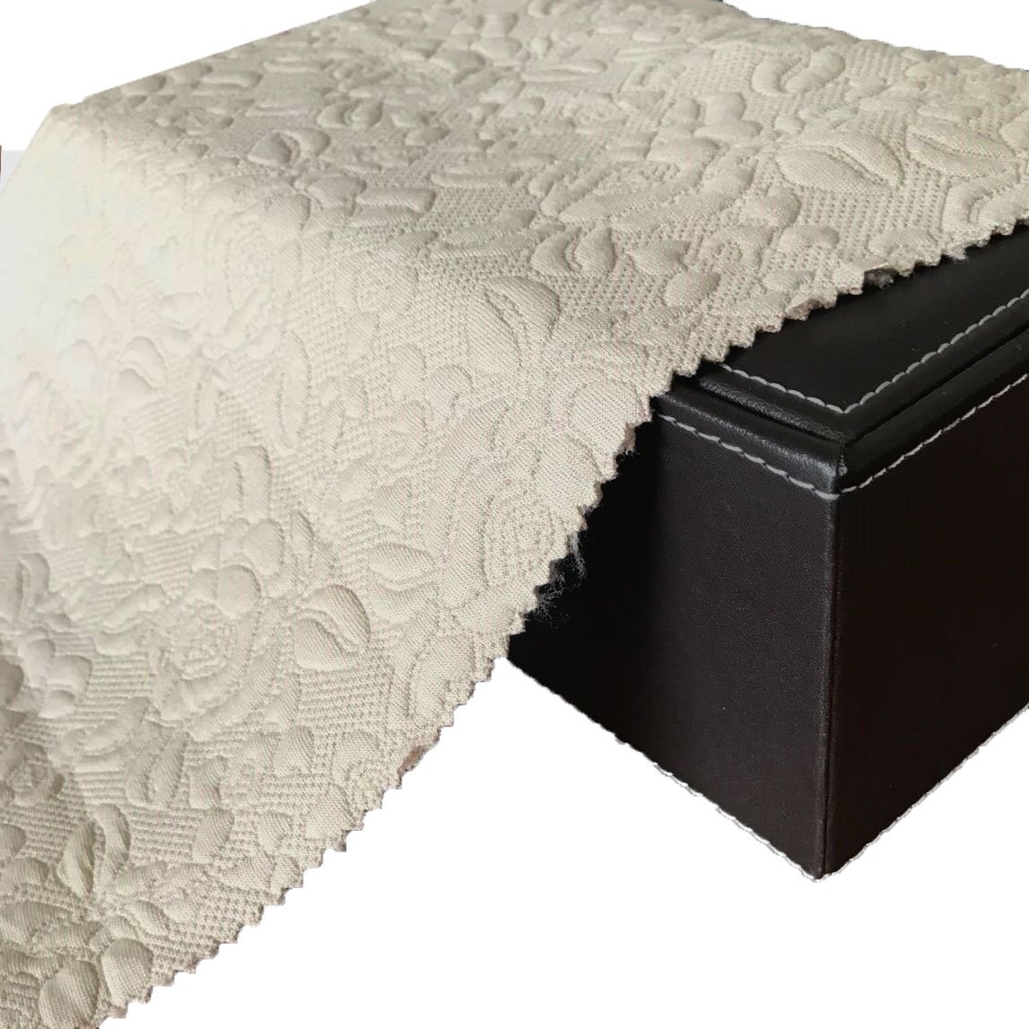 Wholesale Fashion Embossed Flower Stretch 95% Polyester 5% Spandex Knitted Padding Quilted Jacquard Fabric