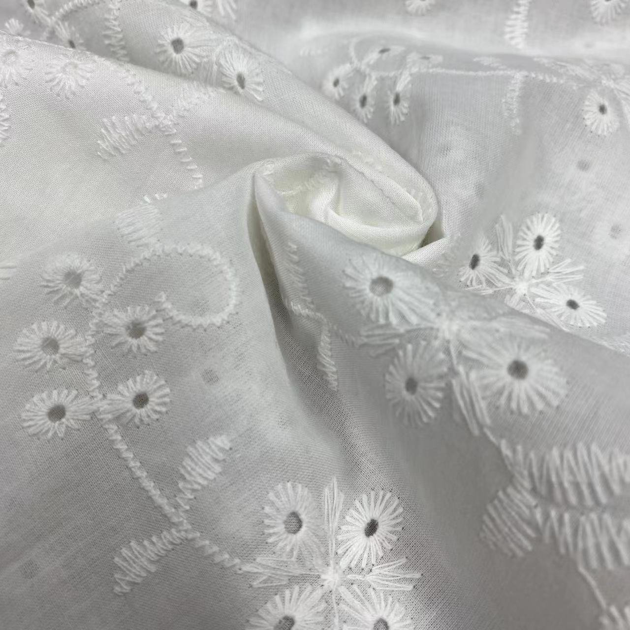 100%Cotton embroidery fabric ,custom fabric printing cotton,Can be made clothing fabrics,Multi-color custom ,wholesale