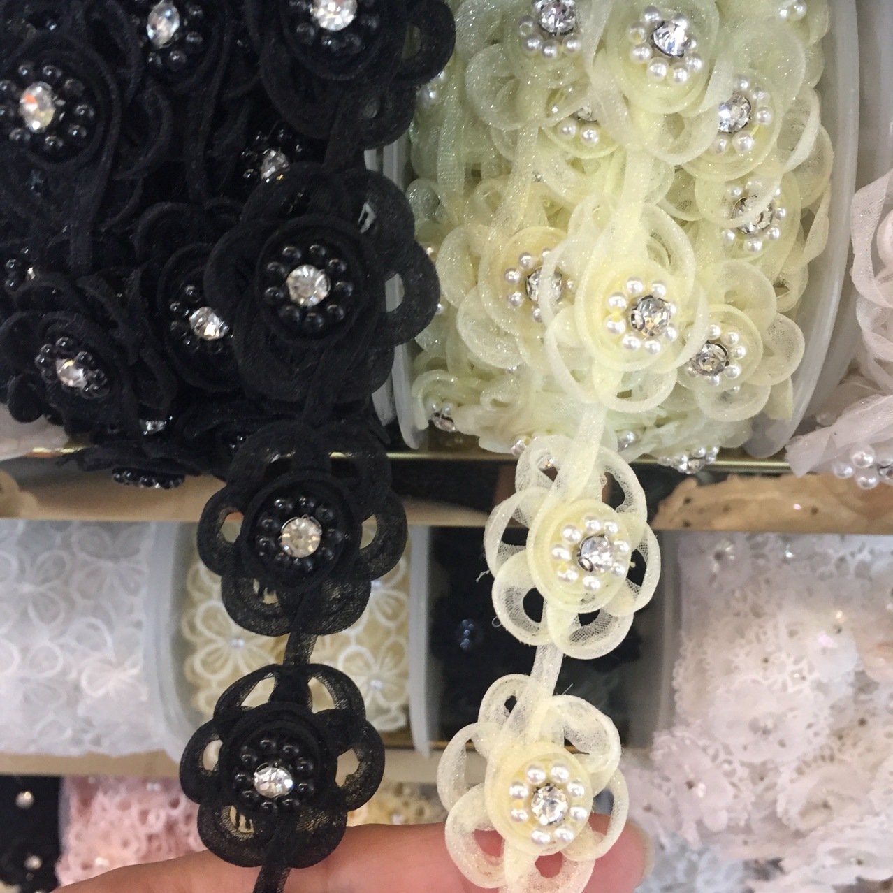 Diamond Flower Rhinestone Embroidered Lace Trimming Ribbon Sewing Supplies Craft For Apparel Costumes Decoration