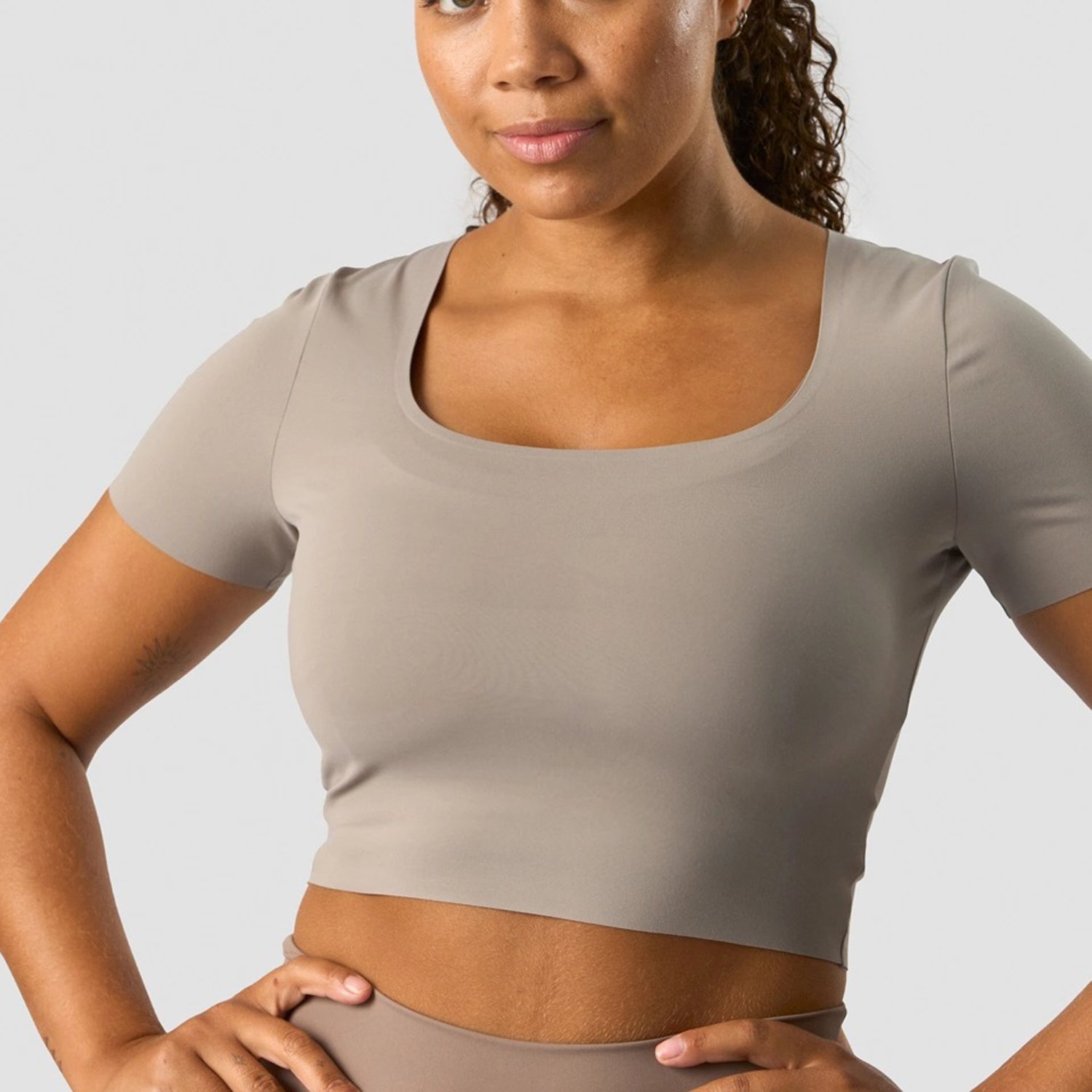 Fashionable Sexy Clothing Crop Top Shirt Ribbed Knitting Button Long Sleeve Crop tops Sexy White Crop Tops T-Shirt For Women