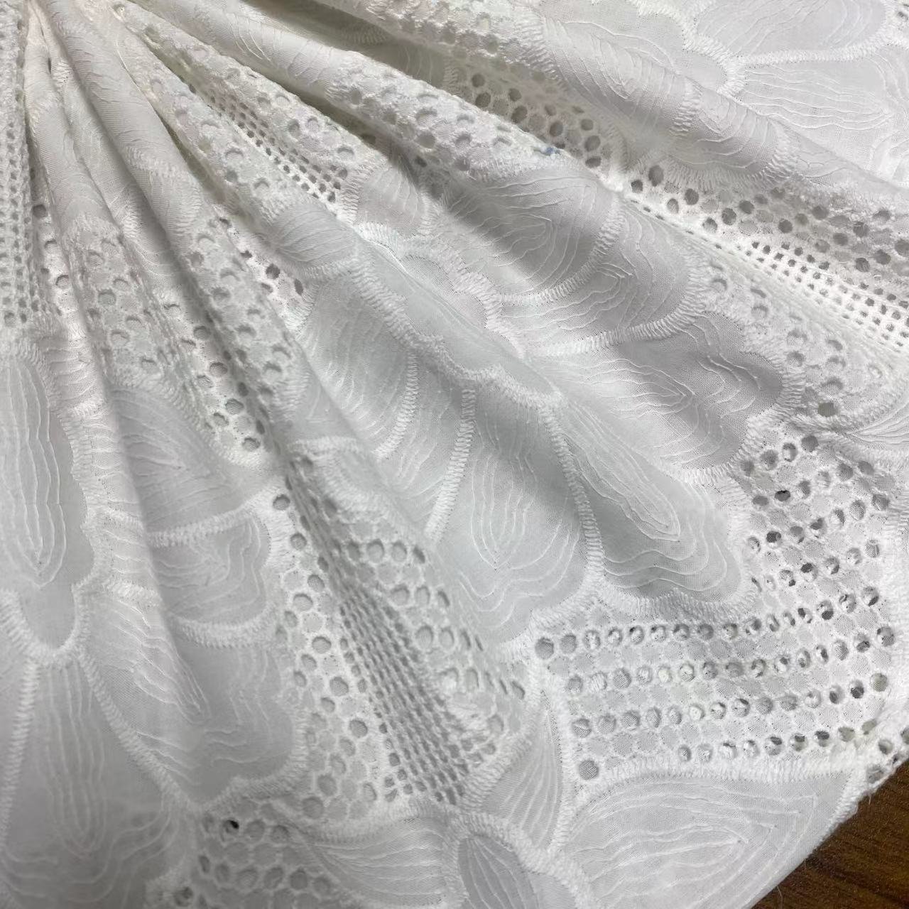 100%Cotton embroidery fabric,plain flower embroidery,Can be made clothing fabrics,multi-color custom,wholesale cotton fabric