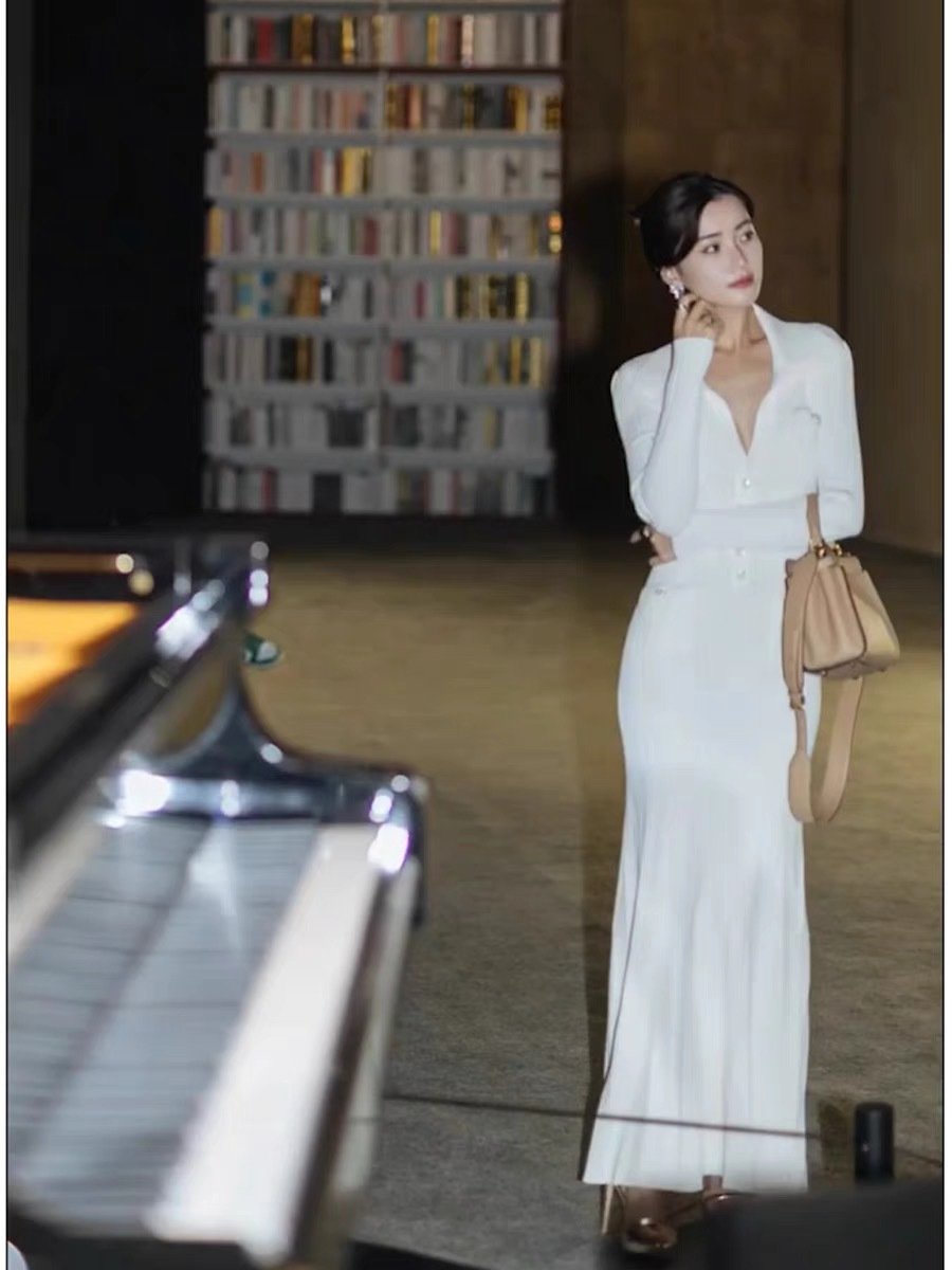 French Elegant Dress Knitted Dress Casual 100% Polyester Spring Dress Pencil Empire New Thread Flip V-neck Long Sleeve Ivory