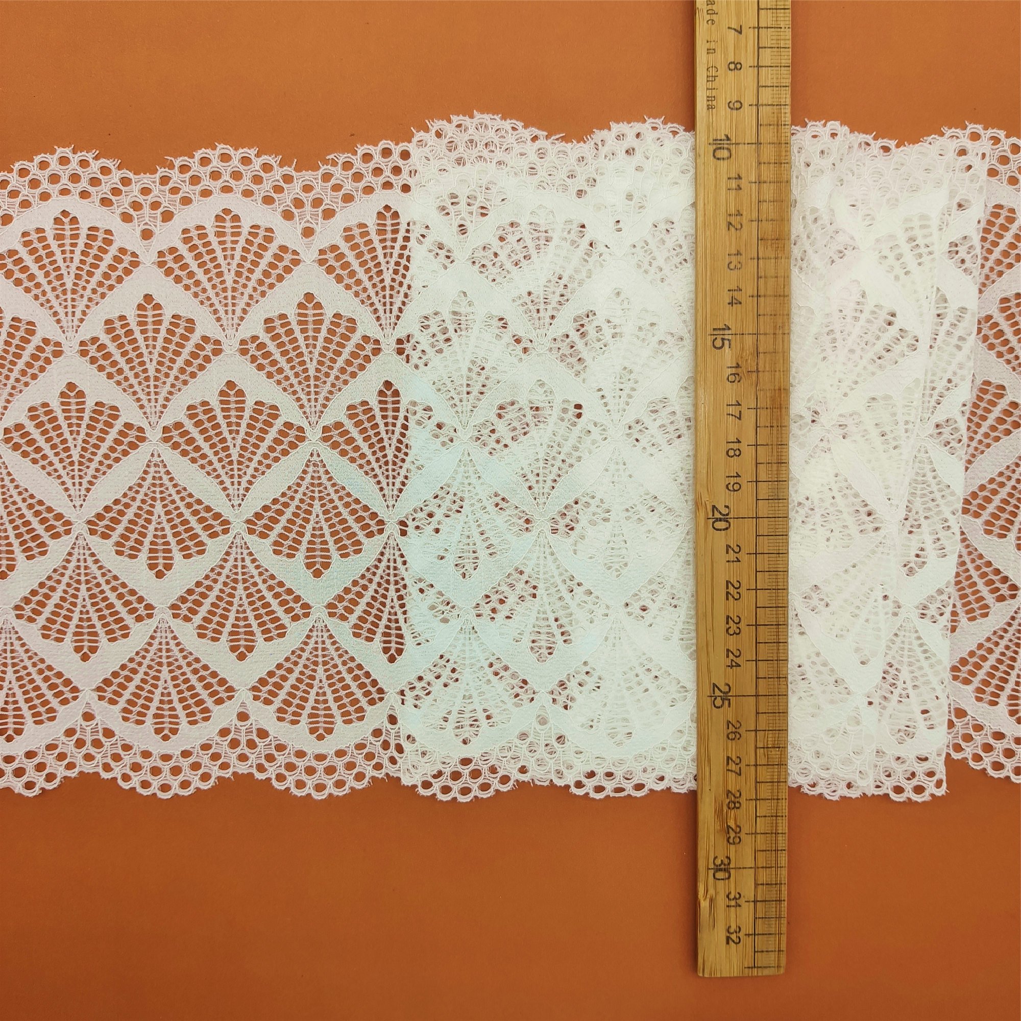 Beautiful 18cm Elastic Lace Trim Clearanced Knitted Nylon Spandex Mesh Fabric White Black Stretch Feature Wedding Dresses Home