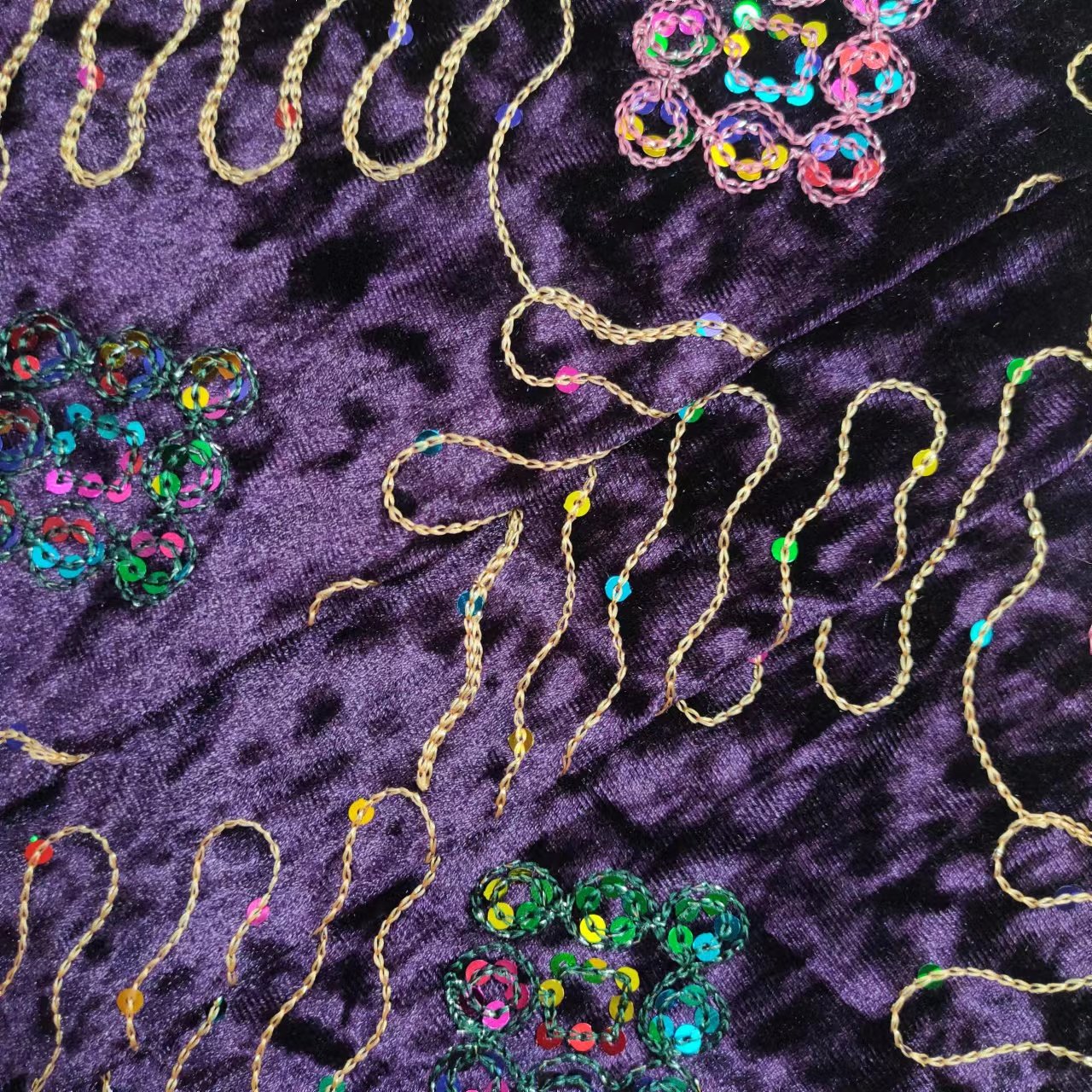 Custom Luxury Knit Designs Women Suit Clothing Stretch Wrinkle Resistant Robe Dress Poly Velvet Sequin Dubai Embroidery Fabric