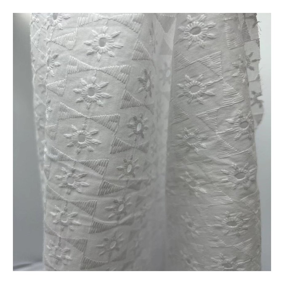 Hot sale white embroidered 100% cotton embroidery fabric for women dress