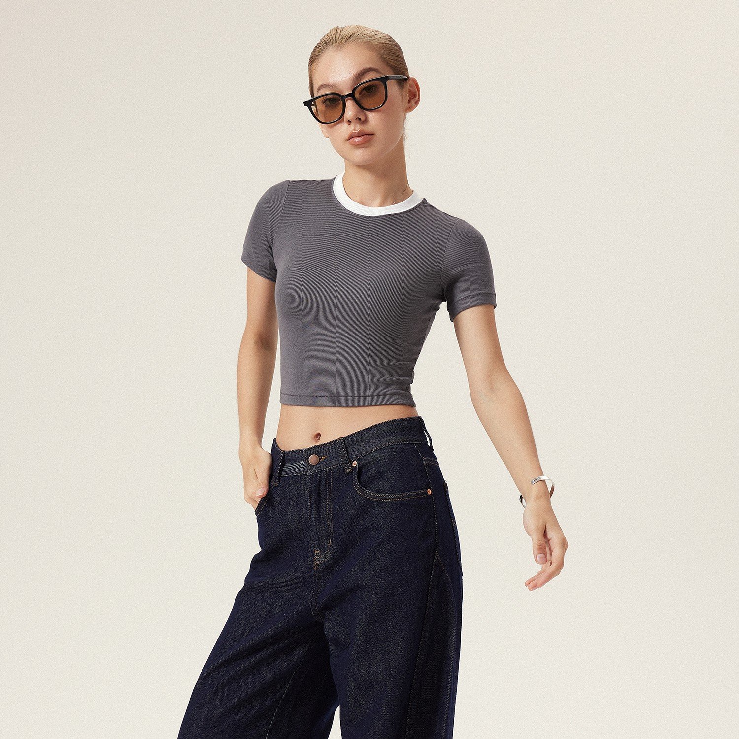 New design comfortable fit lightweight Soft ribbed round neck slim fit shoulder short sleeved T-shirt