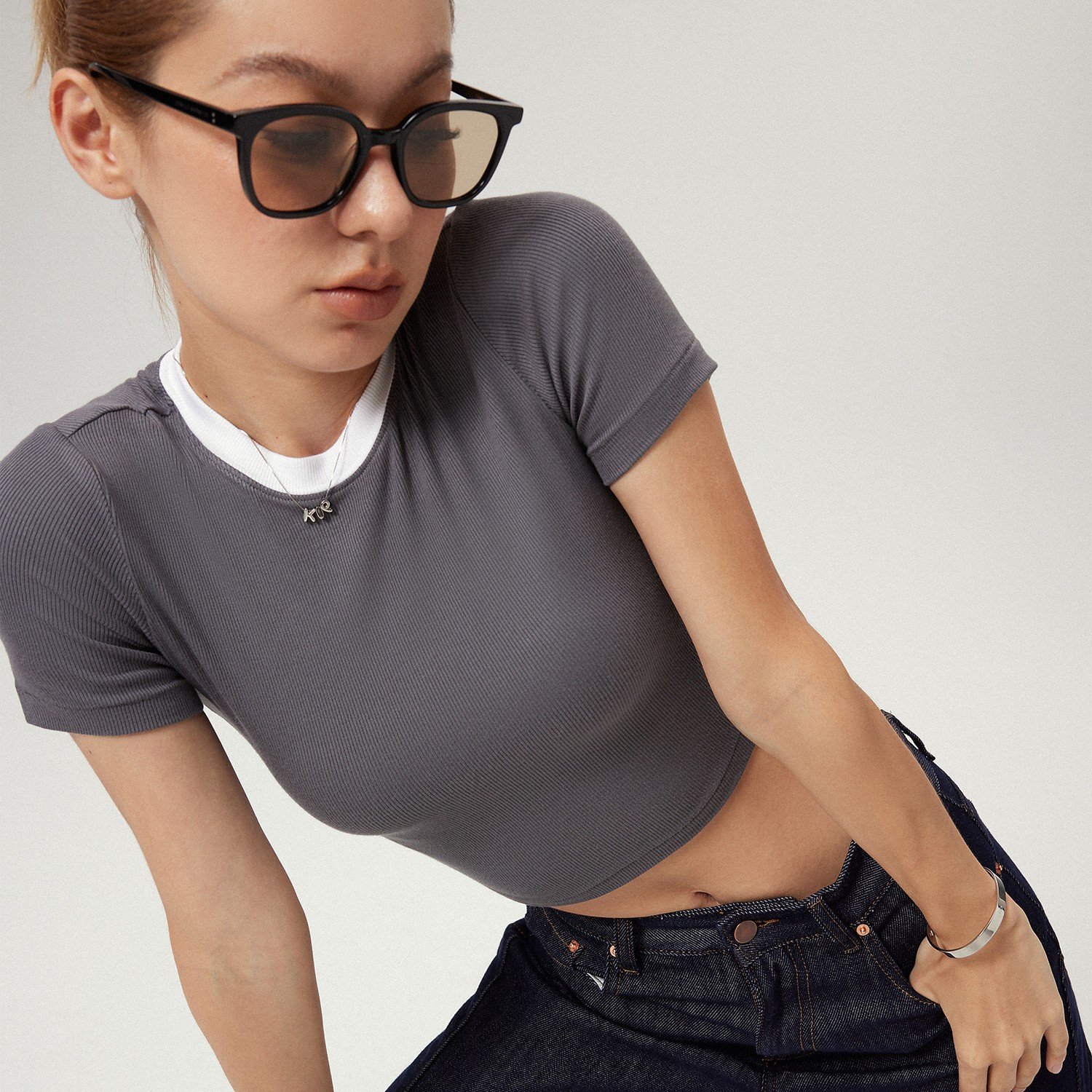 New design comfortable fit lightweight Soft ribbed round neck slim fit shoulder short sleeved T-shirt