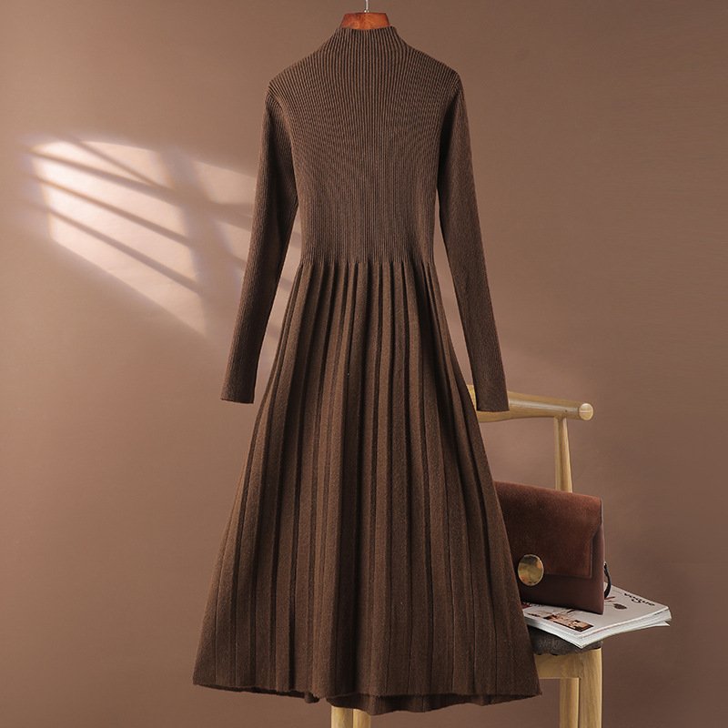 Wholesale women's clothing knitted long sleeved fashion bottomed sweater casual dress