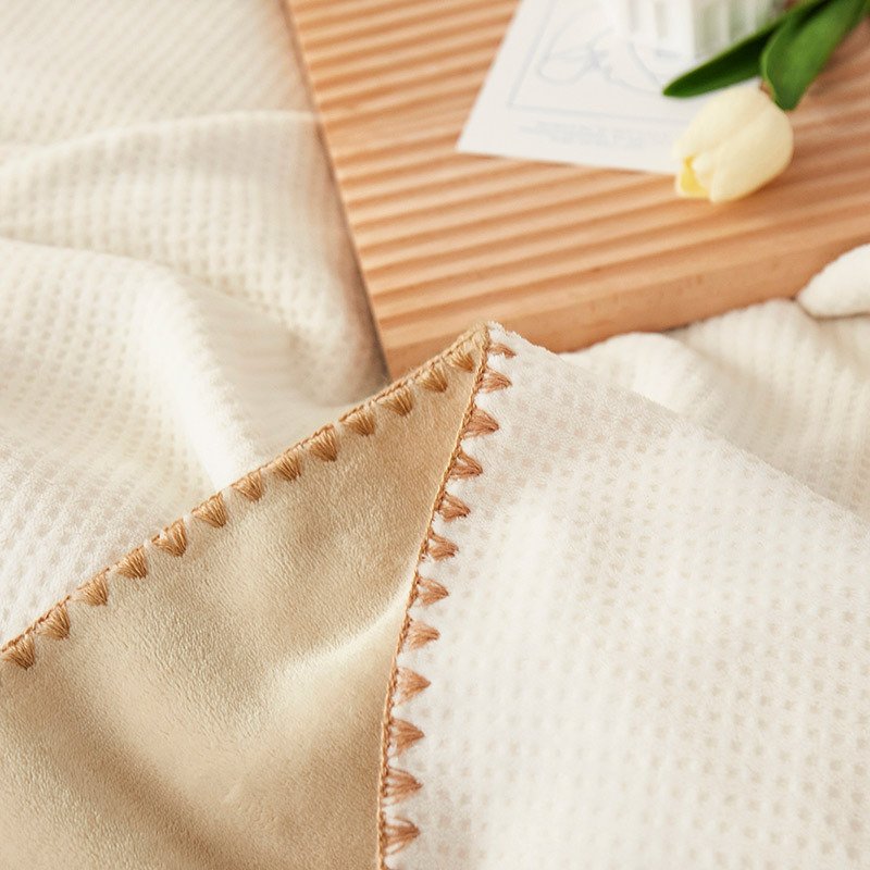 2023 New Waffle Plaid Plush Blanket Pure Plain Light Luxury Milk Plush Office Nap Casual Cover Blanket