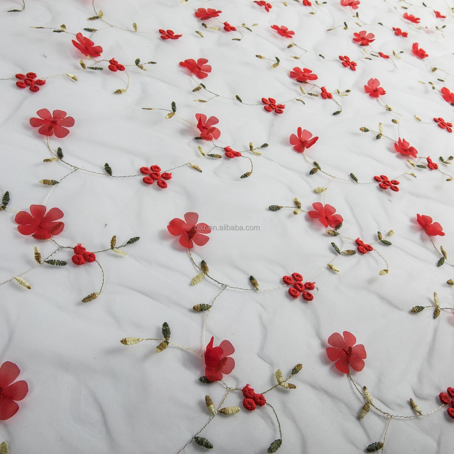 Factory Price Lace Tulle Fabric 100% Polyester Dress Making Fabric 3D Three-Dimensional Flower Embroidery