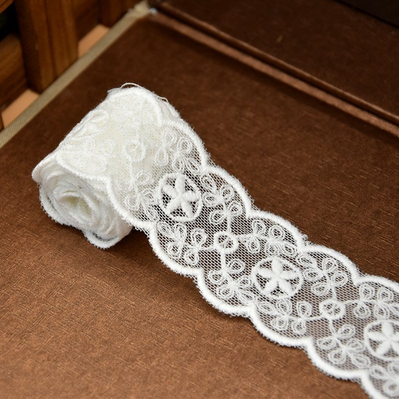 Wholesale Decorative Embroidery Wedding Trim Ribbon Lace for Black White Embroidered Cotton