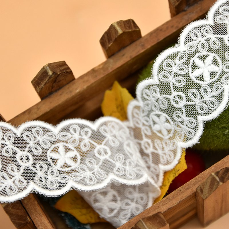 Wholesale Decorative Embroidery Wedding Trim Ribbon Lace for Black White Embroidered Cotton