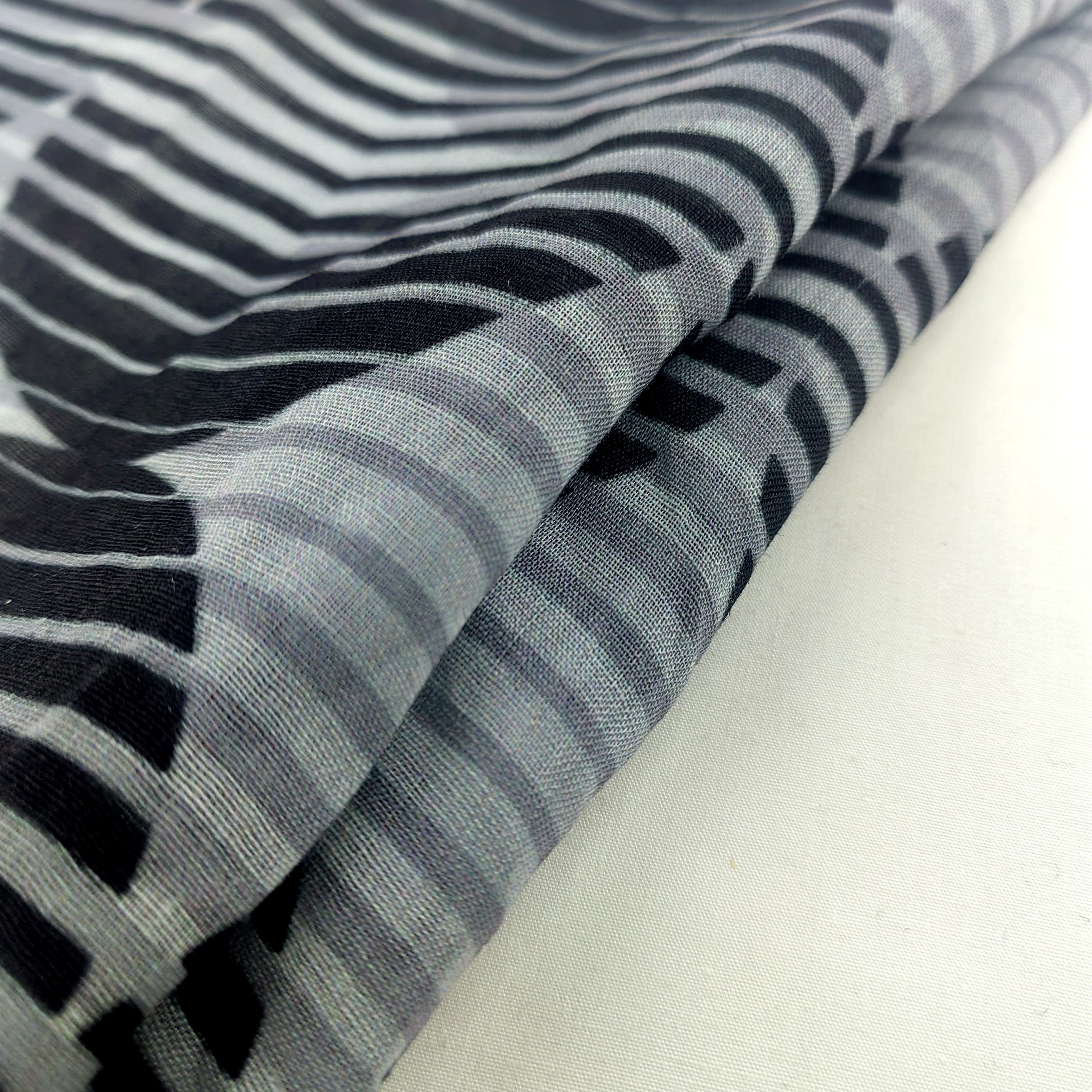 hot sale soft and comfortable feeling 100% ramie linen print fabric for blouse dress shirt