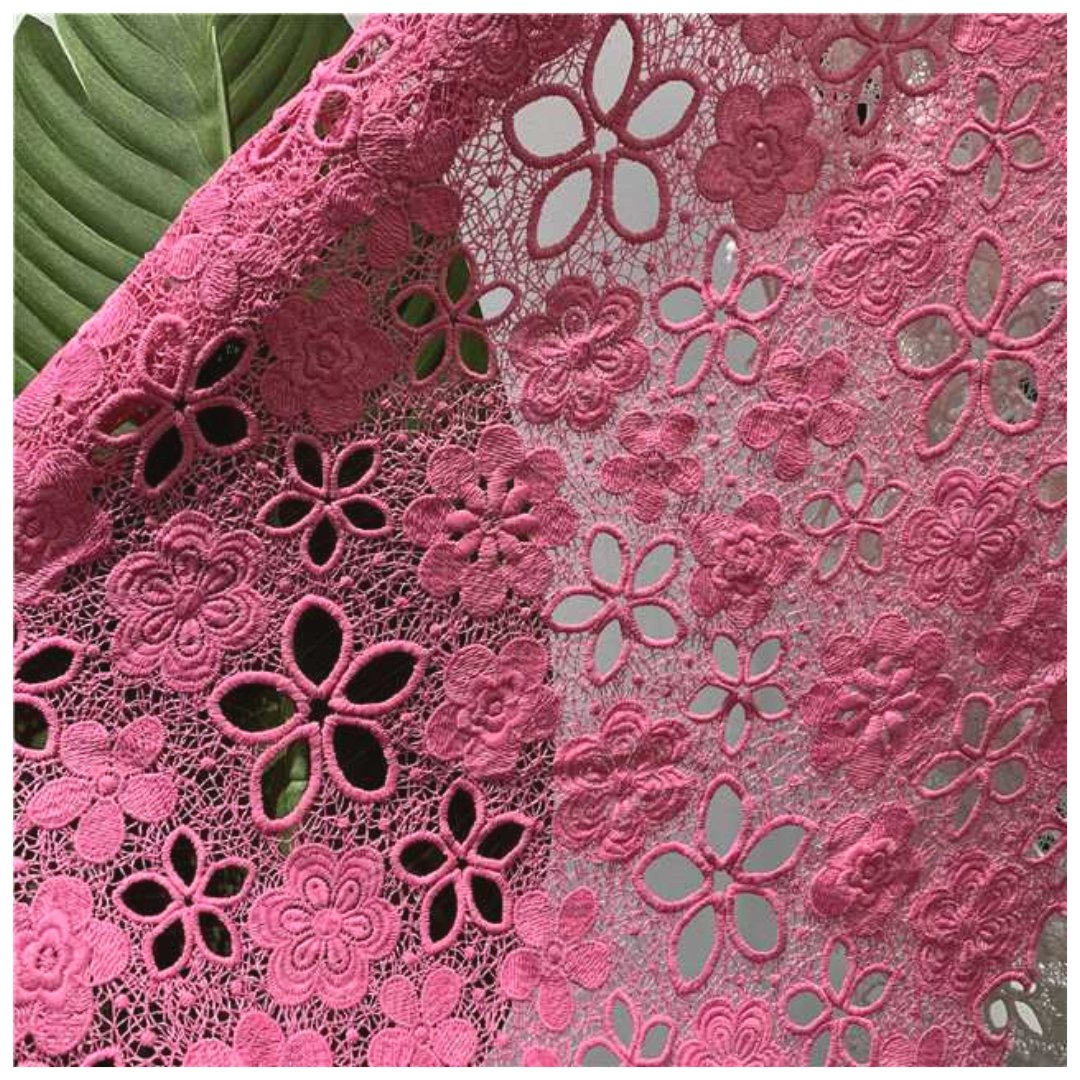 Hot Sale Ivory White Polyester Floral Embroidery Lace Fabric Chemical Water Soluble Lace Fabric for Lady Dress Embroidery Fabric