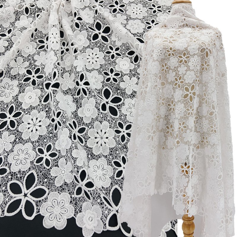 Hot Sale Ivory White Polyester Floral Embroidery Lace Fabric Chemical Water Soluble Lace Fabric for Lady Dress Embroidery Fabric