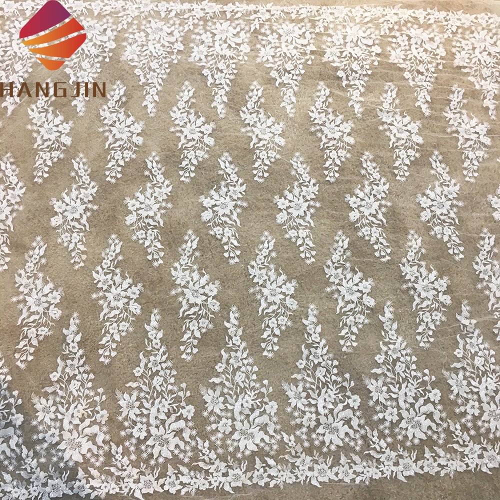 China Wholesale 3D Flower Embroidered Lace Fabric Luxury Mesh Crystal Hand Beaded Lace with Pearl