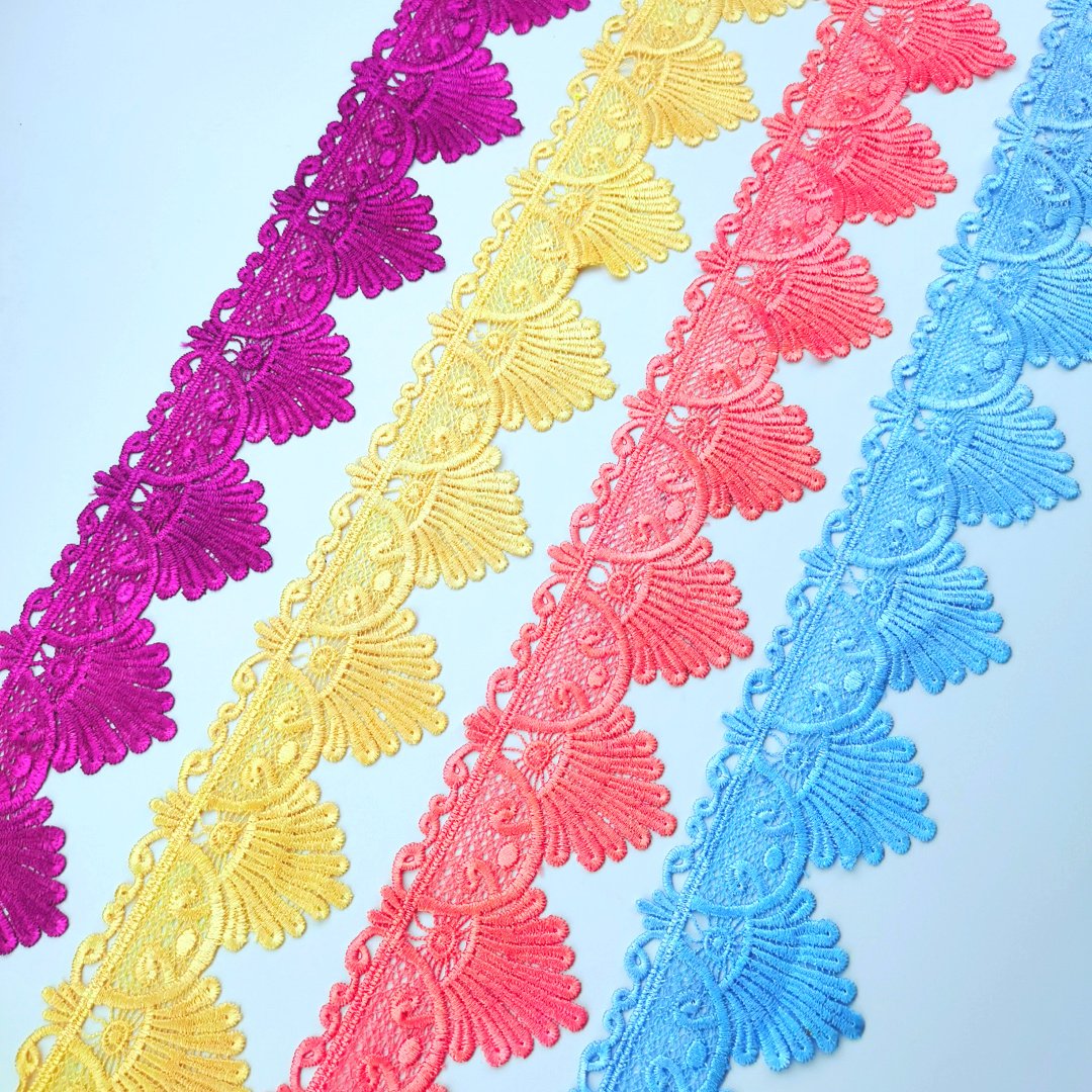 Factory Direct Sale Bridal Lace Trim,Chemical Polyester Nylon Material Flower 3d Lace Trimming