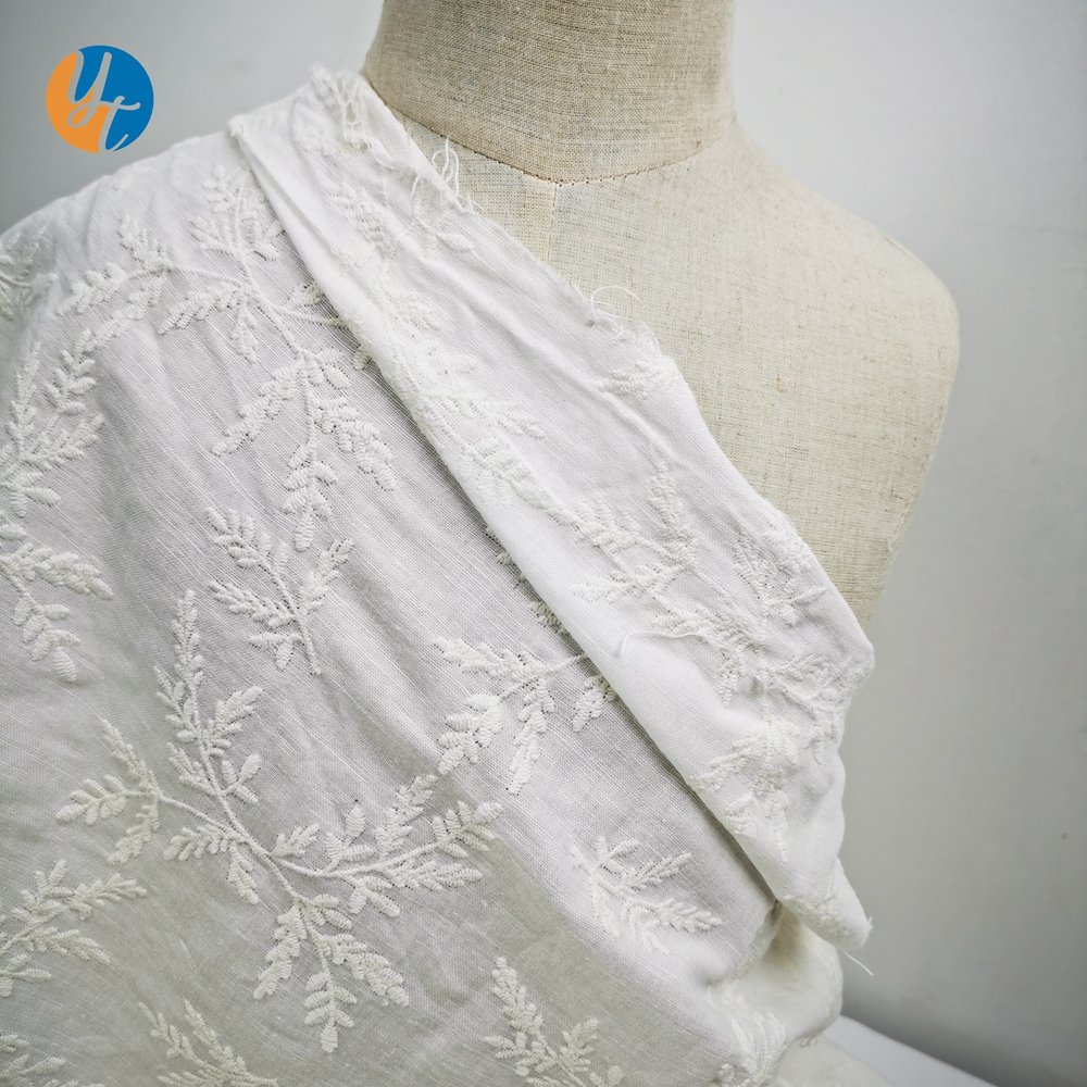 Wholesale Customized Pattern embroidered 100% cotton embroidery fabric for apparel