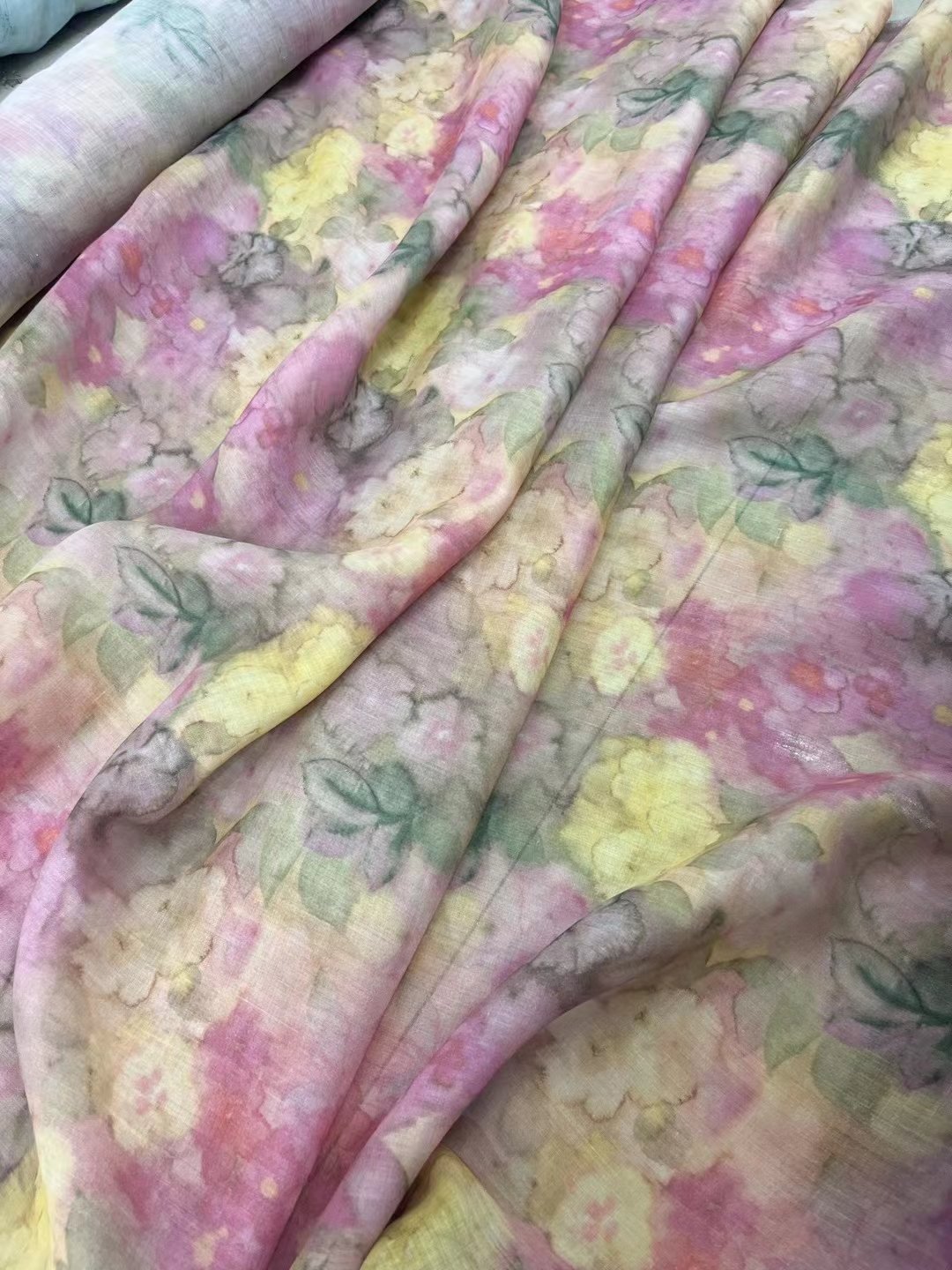 Wholesales printed ramie fabric custom digital printing 100% ramie floral light cool soft breathable for women dresses