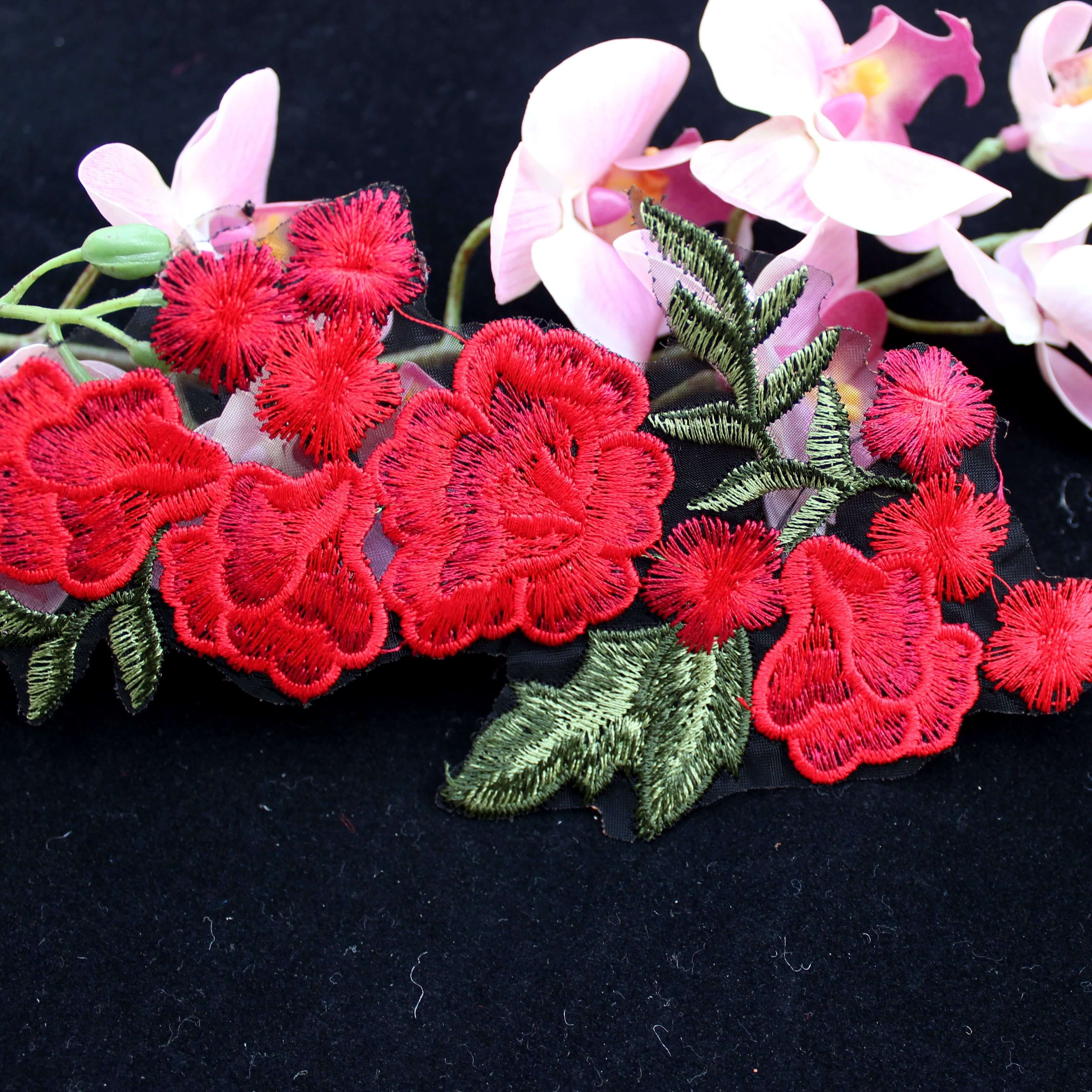 Zeal New Arrival Cotton Polyester Rose Flower Embroidery Applique Patches Fashion Sew Patches Jeans Neckline Bust Dress Custom