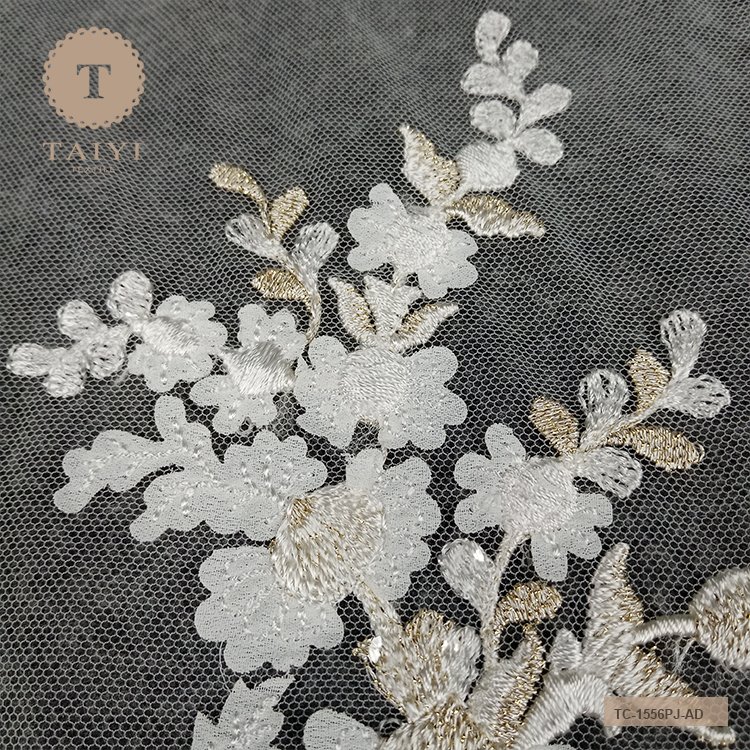 OEM 3D Flowers New Design Embroidered Lace Handwork Embroidery Designs With Net Fabric