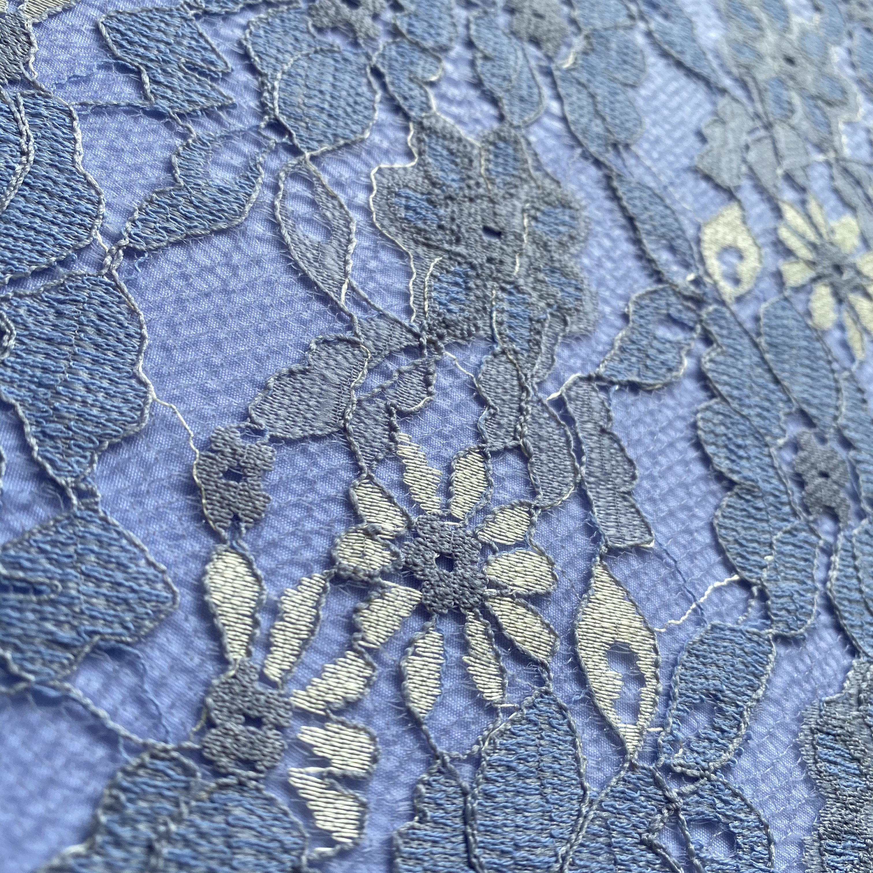Hot selling nigerian lace fabric 2023 custom bead lace fabric women's garment