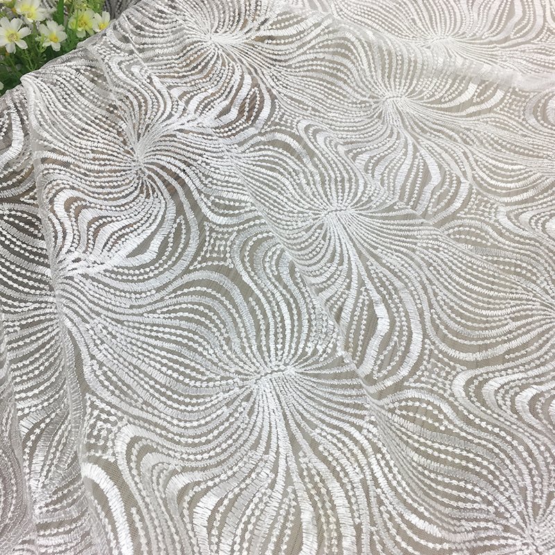 Factory wholesale big flower embroidery lace fabric for dress