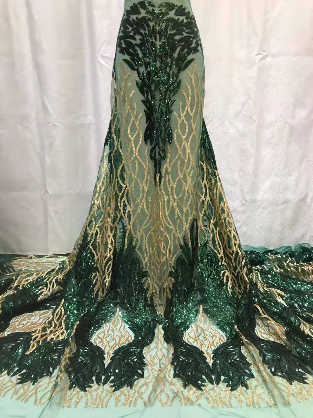 3D flower gold lace sequin fabric nigerian sequin lace fabric trim for woman wedding dress