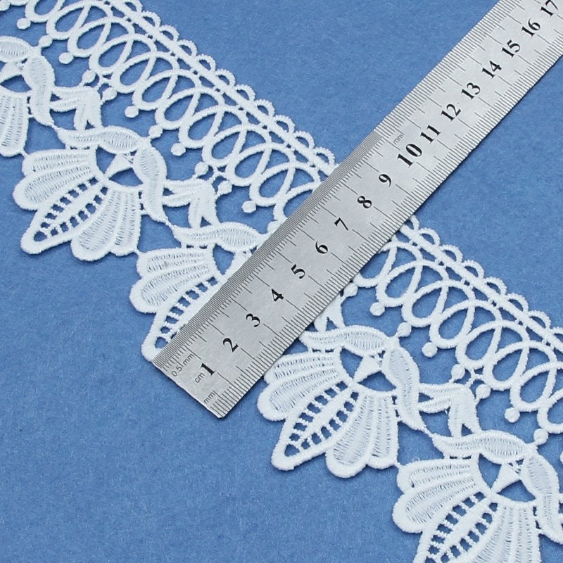 High quality in stock water soluble 100% polyester lace border embroidery lace fabric trimming accessories for women clothes