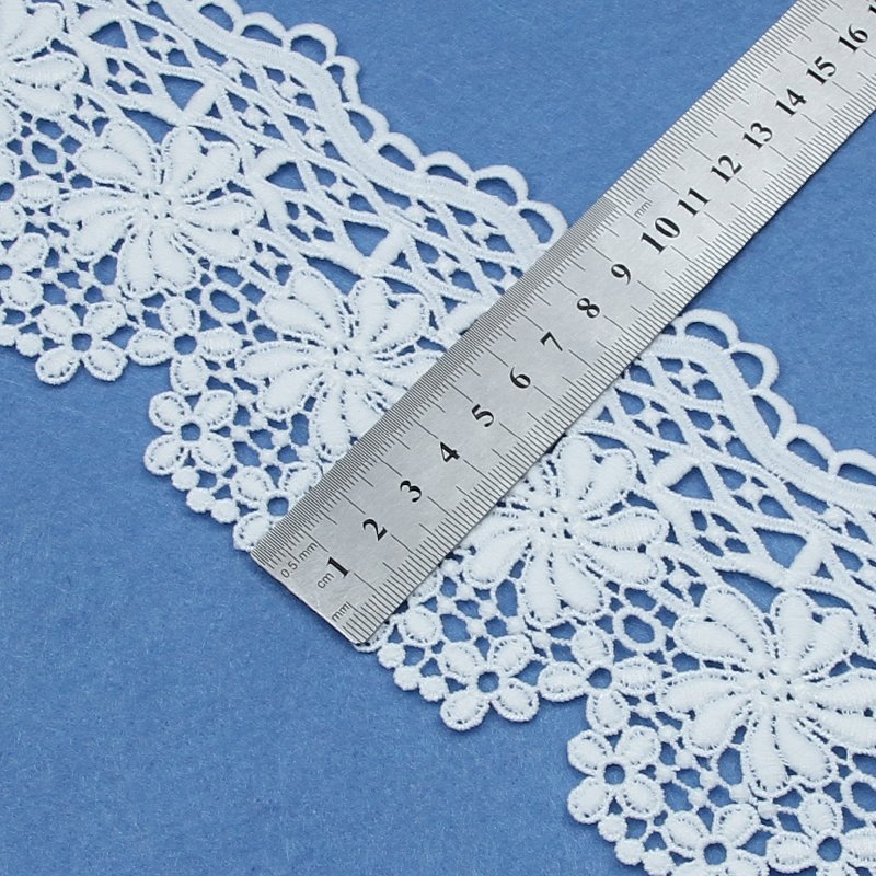 High quality in stock water soluble 100% polyester lace border embroidery lace fabric trimming accessories for women clothes