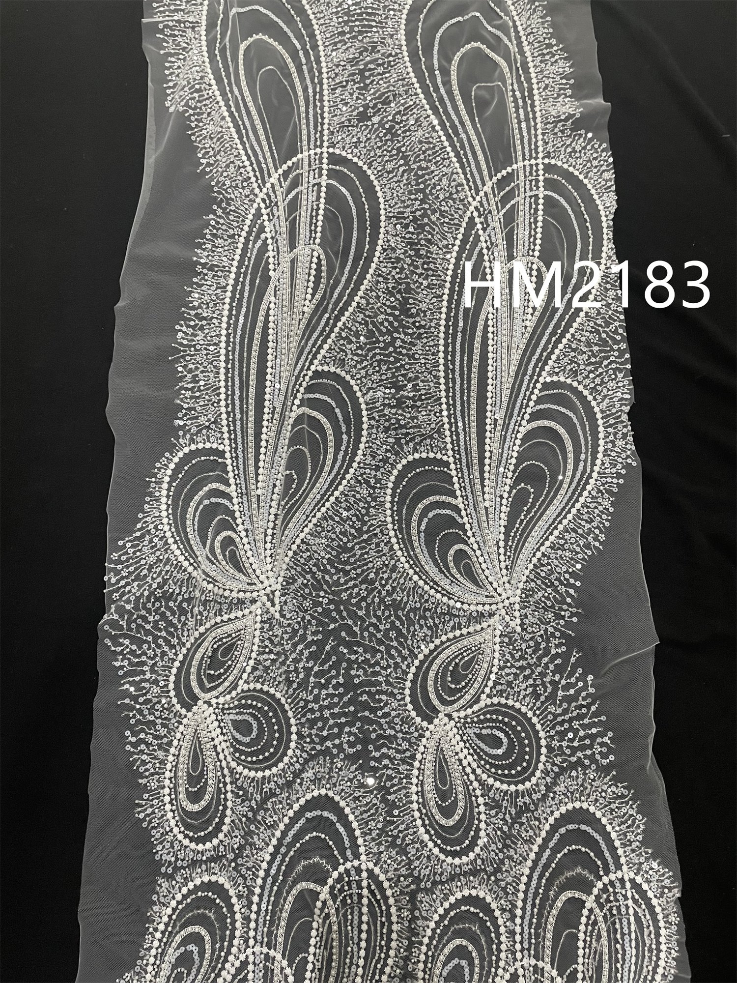 Beaded and Sequins Embroidery Fabrics Net Mesh Lace Fabric for Party Garment and Gown